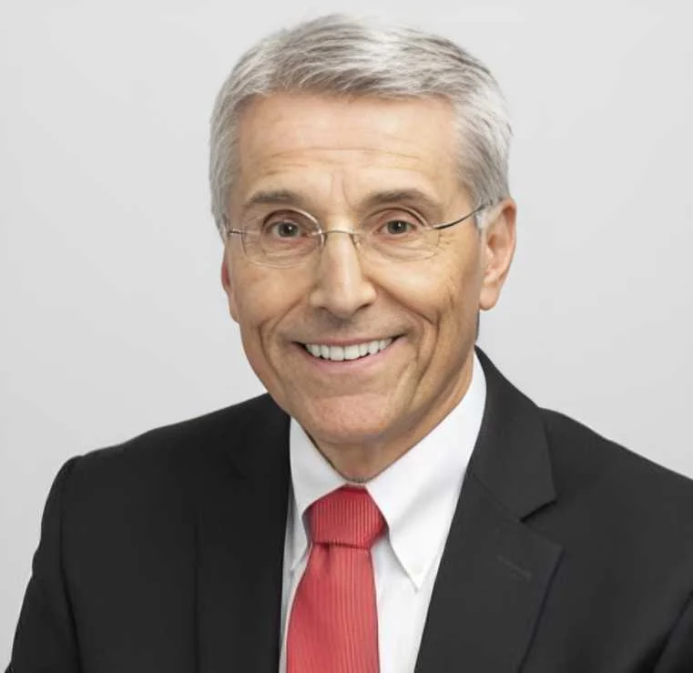 Top FDA Drug Officer Set to Exit Weeks into New Role